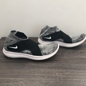Nike RN motion Flyknit